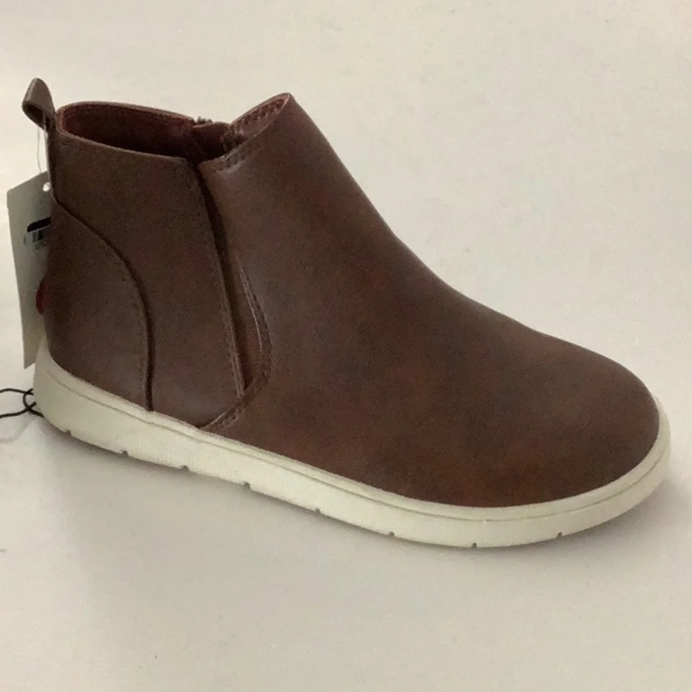 Cat & Jack Abram Boy’s Brown Faux Leather Dress Shoe Western Boot Zipper School